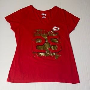 NFL Team Apparel Women’s Large KC Chiefs Charles 25 Graphic V-Neck Tee Shirt